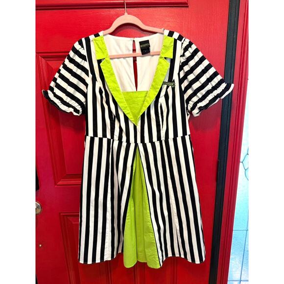 Torrid Plus Size 1 (1X 14/16) Beetlejuice Movie Cosplay Costume Halloween Dress - Picture 4 of 6